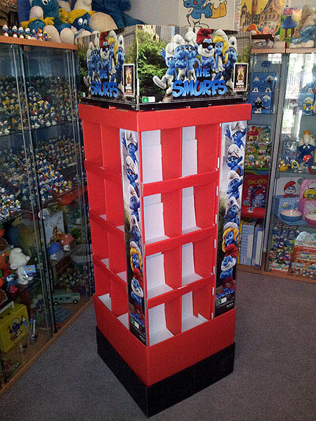 SmurfsMovieDVD-BigW-display01.jpg