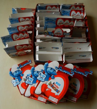 2013 Ü-ei boxes small.jpg